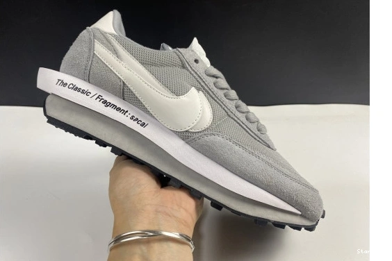 LD Fragment Grey Waffle DH2684-001 Nike sacai SF 0904